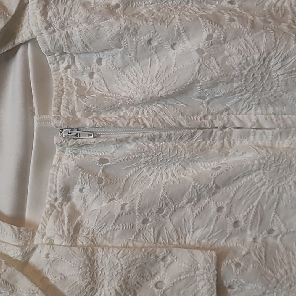 Altar'd State White Eyelet Romper with Ruffle Details Size Large - Picture 7 of 9
